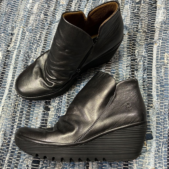 Fly London women’s Yip leather booties Red Burgundy Gray - Picture 12 of 14